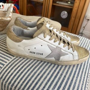 Auth Golden Goose Superstars